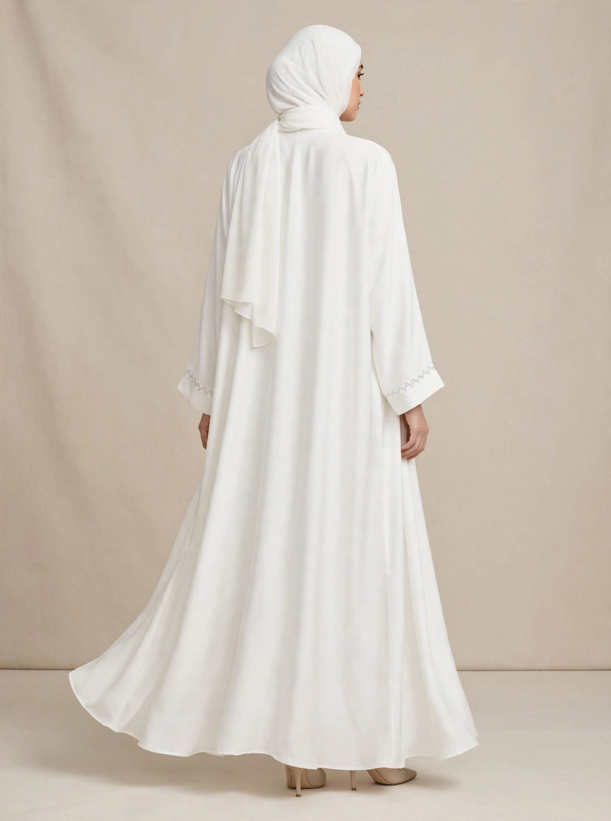 Pearl White Embroidered Abaya - ZIGZAG