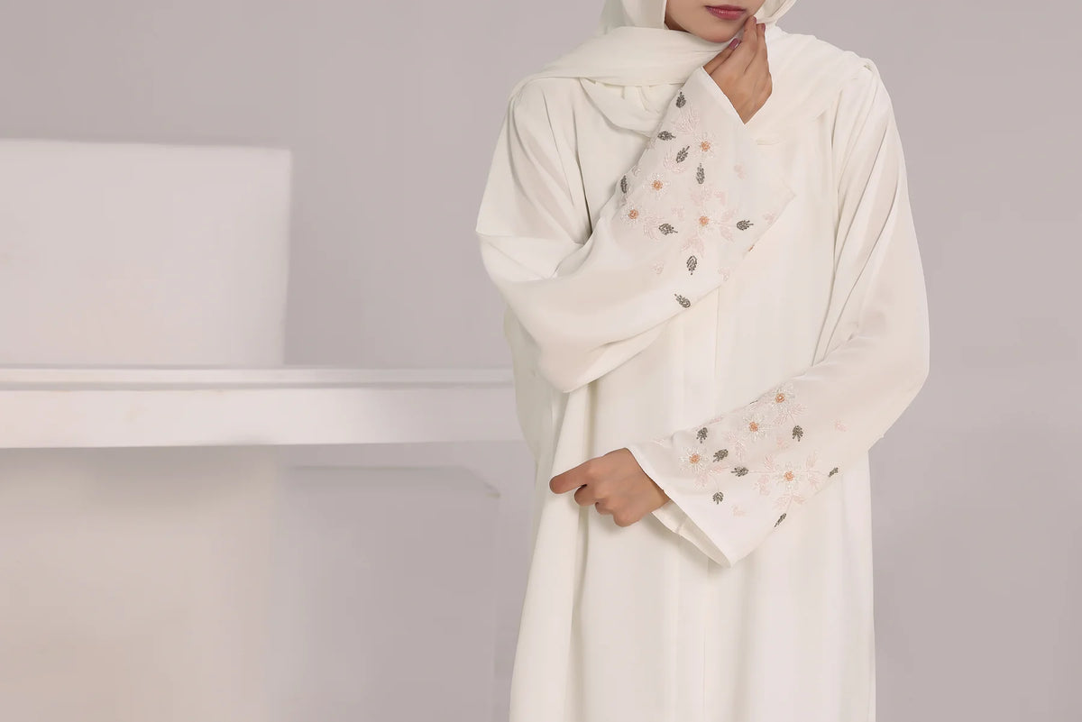 Premium White Handwork Open Abaya – RUBAB