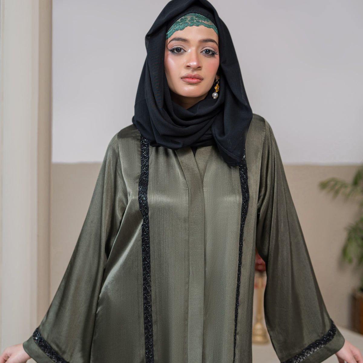Premium Olive Green Open Abaya – MUMTAZ
